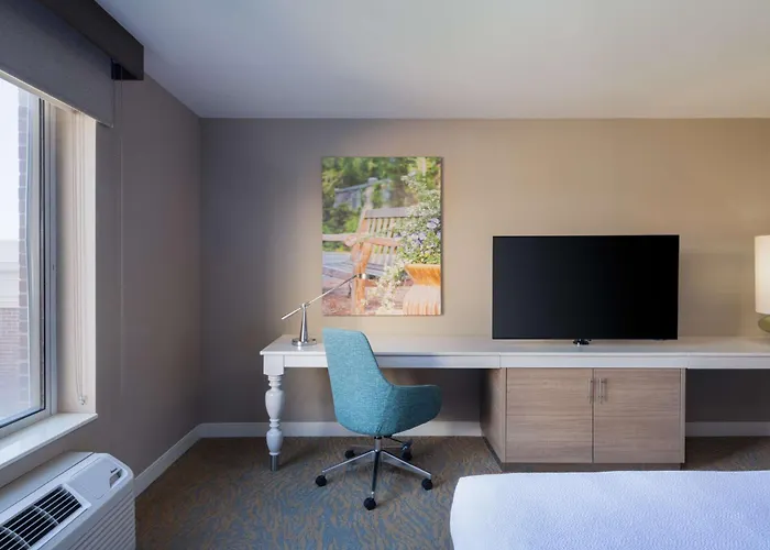Hilton Garden 3*