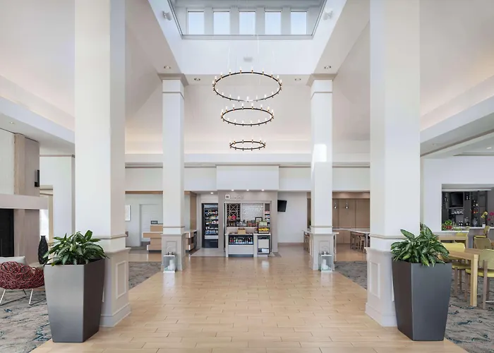 Hilton Garden Saint Charles
